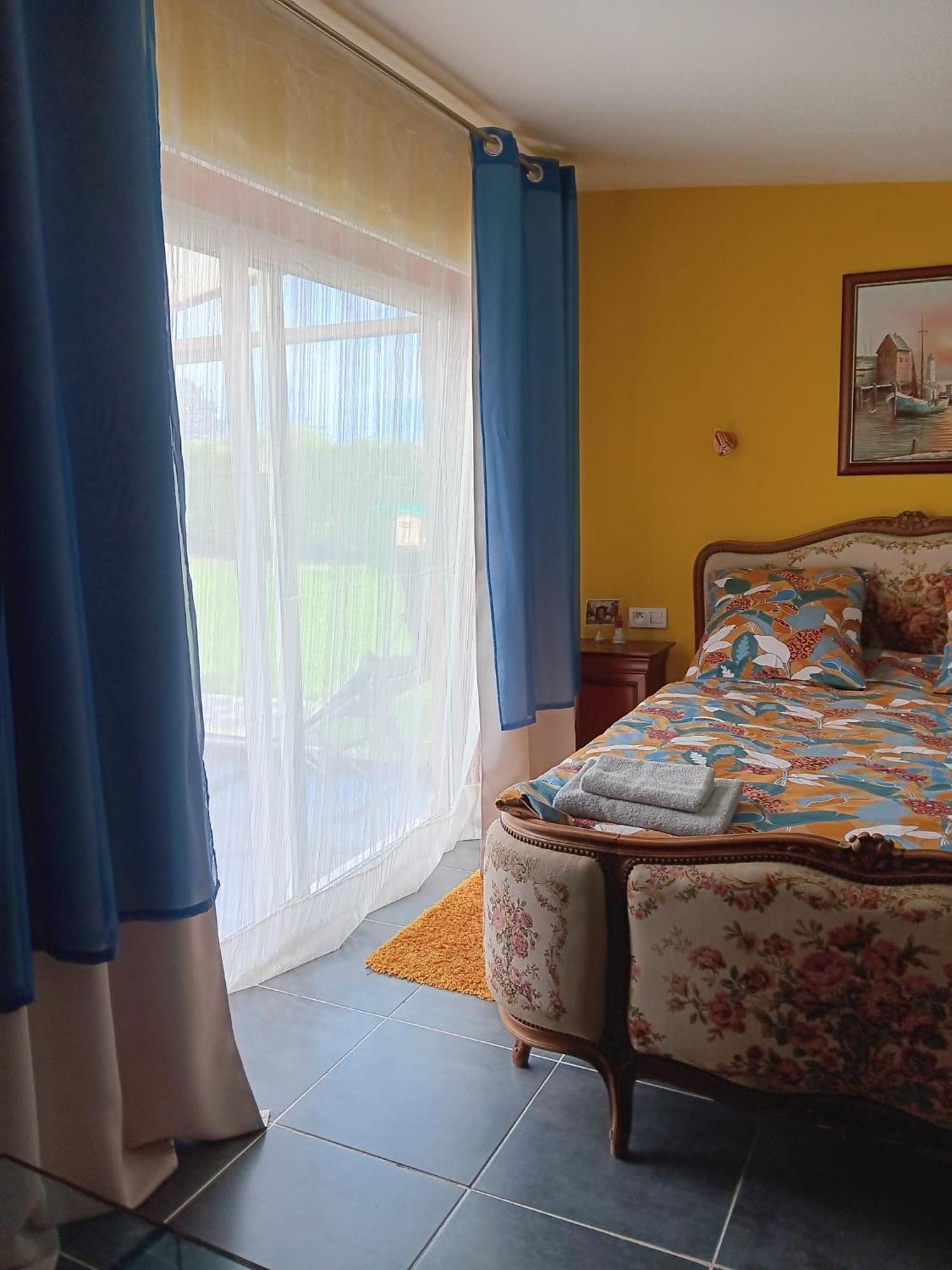 Chez Vladimir Hotel Criquebeuf-en-Caux Luaran gambar